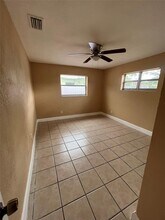 2015 NW 28th St in Oakland Park, FL - Building Photo - Building Photo