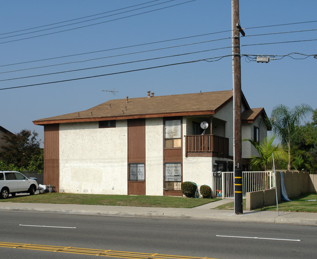 7881 Hazard Ave in Westminster, CA - Building Photo - Building Photo