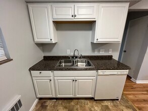 2739 Lafeuille Ave in Cincinnati, OH - Building Photo - Building Photo