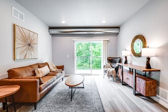 Flats at Neill Park in Burnsville, MN - Building Photo - Interior Photo