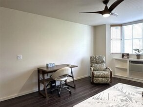 1820 Kaio?o Dr in Honolulu, HI - Building Photo - Building Photo