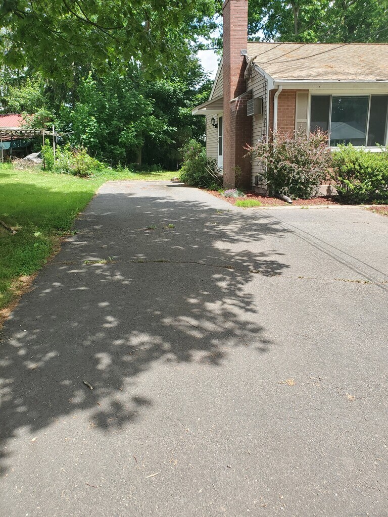 61 Grant Rd Rentals in Manchester, CT