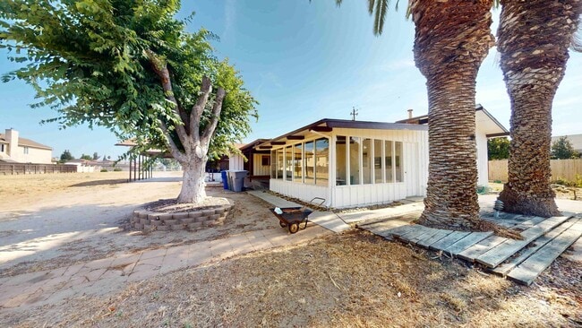 2060 Gettysburg Ave in Clovis, CA - Building Photo - Building Photo