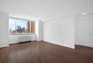 420 W 42nd St in New York, NY - Building Photo - Building Photo