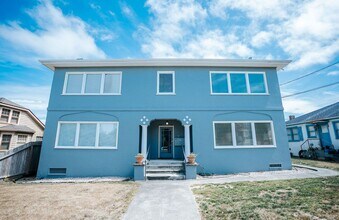 1219 H St in Eureka, CA - Building Photo - Building Photo