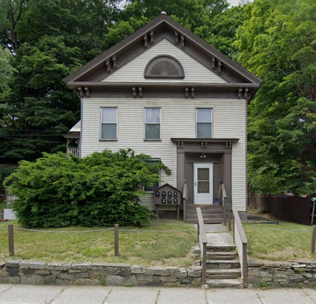 16 Pearl St. in Springfield, VT - Building Photo - Interior Photo