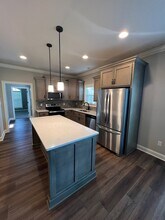 556 Cumberland Pointe Ln in Bowling Green, KY - Foto de edificio - Building Photo