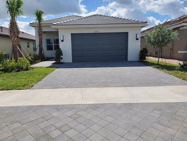 property at 13264 SW Blue River Rd