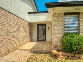 1819 Lakehurst Dr in Norman, OK - Building Photo - Building Photo