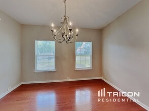 4236 Glenmore Creek Dr in Winston-Salem, NC - Building Photo - Building Photo