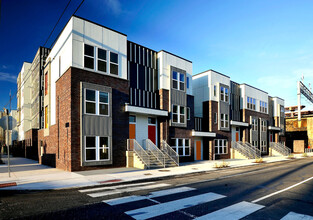 Paseo Verde South in Philadelphia, PA - Building Photo - Building Photo