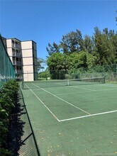 6955 NW 186th St, Unit F409 in Hialeah, FL - Building Photo - Building Photo