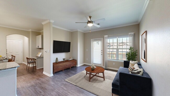 The Shores Apartments in Oklahoma City, OK - Building Photo - Building Photo