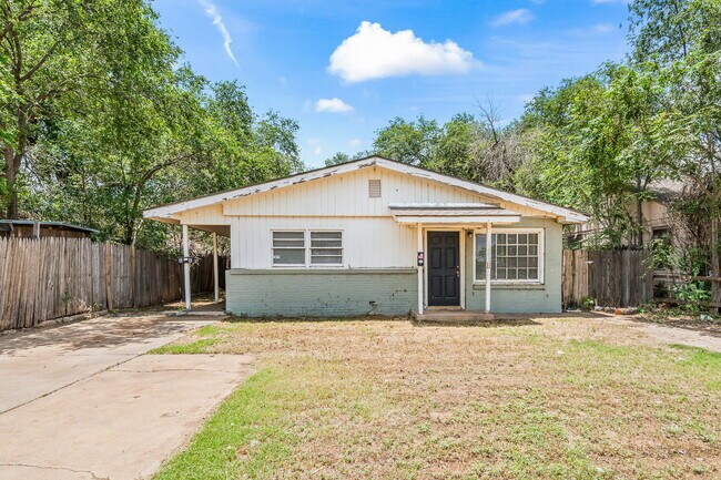 property at 1603 27th St