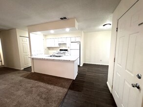 37812 15th Ave in Zephyrhills, FL - Building Photo - Building Photo