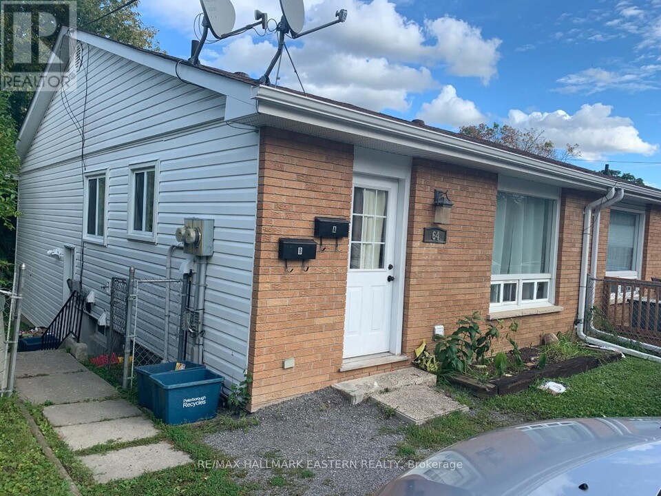 64 Alexander Ave in Peterborough, ON - Building Photo