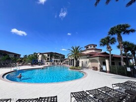 12920 Positano Cir in Naples, FL - Building Photo