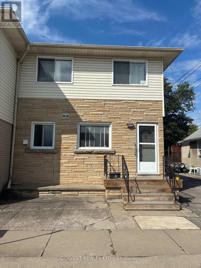 property at 402-402 Fares St