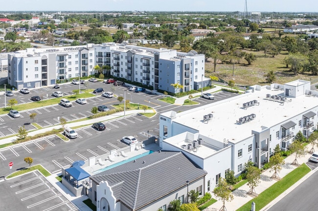 Pinnacle at Tropical Pointe in Homestead, FL - Building Photo - Building Photo
