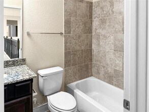2310 Falcon Brook Dr in Katy, TX - Building Photo - Building Photo