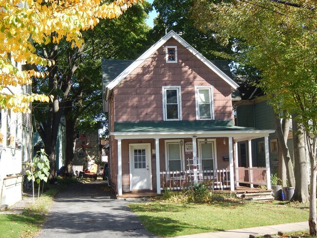 715 S Beech St in Syracuse, NY - Building Photo - Building Photo