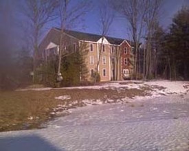 Welcome Home to Norway Plains in Rochester, NH - Building Photo - Building Photo