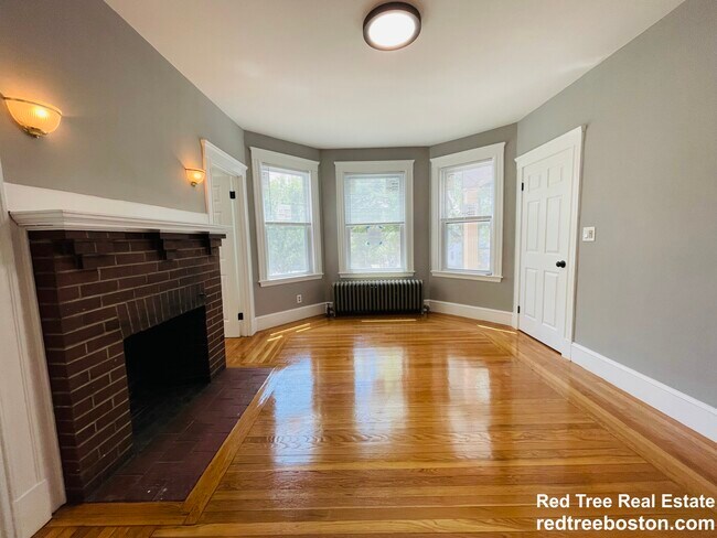 185 Fellsway W in Medford, MA - Building Photo - Building Photo