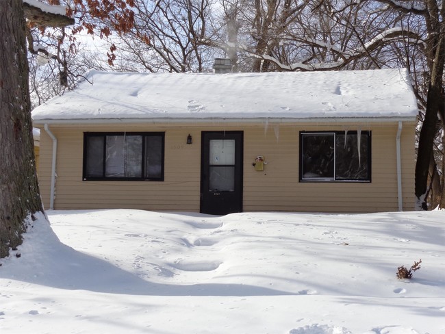 property at 1509 N Elmer St