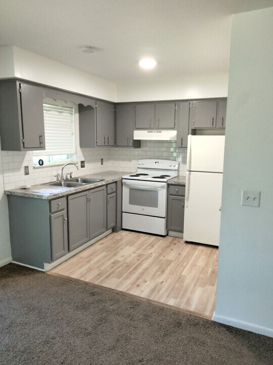 3485 Ridgecliffe Dr in Flint, MI - Building Photo