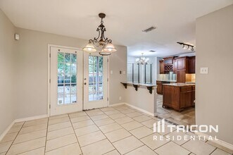 6026 Elk Valley in San Antonio, TX - Building Photo - Building Photo