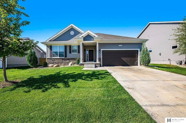 7822 S 184th Ave in Omaha, NE - Building Photo - Building Photo