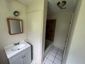 38329 Ferguson Ave in Dade City, FL - Building Photo - Building Photo