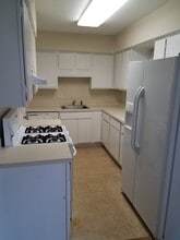 394 Promenade Ct in Marietta, GA - Building Photo - Building Photo