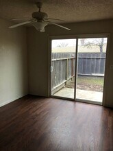 6912 Hall Blvd in Winton, CA - Building Photo - Building Photo