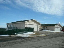 7-16 Bumble Bee Ct in Helena, MT - Building Photo