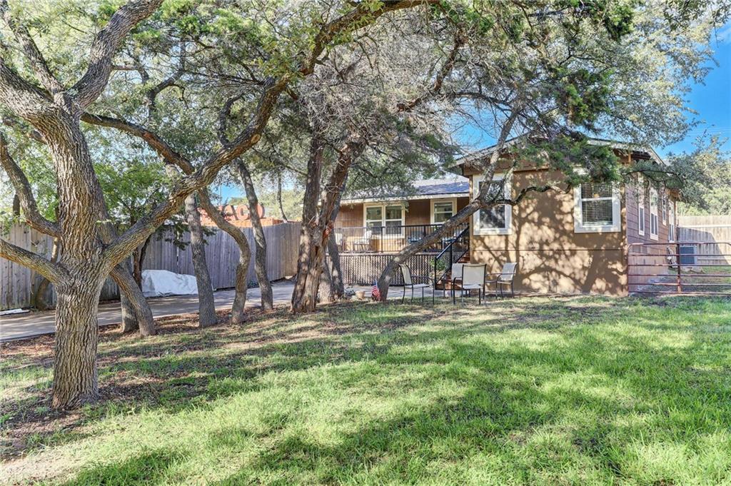 1104 Canyon Edge Dr in Austin, TX - Building Photo