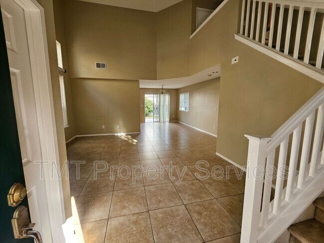 4940 Timepiece Cir in Stockton, CA - Building Photo - Building Photo