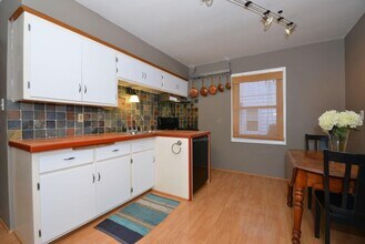 602 N 115th St in Wauwatosa, WI - Building Photo - Building Photo