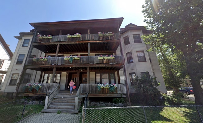 34 Linden St, Unit 20