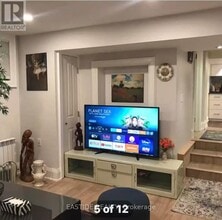 917 Royal York Rd in Toronto, ON - Building Photo - Building Photo