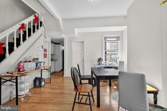 4058 Irving St in Philadelphia, PA - Building Photo - Building Photo