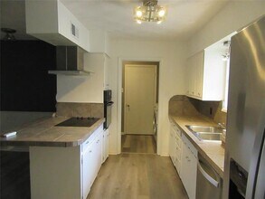 705 Scottsdale Dr in Richardson, TX - Building Photo - Building Photo