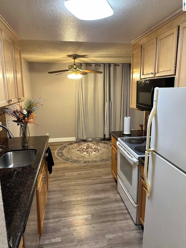 725 Auburn Pl in Hayward, CA - Building Photo - Building Photo