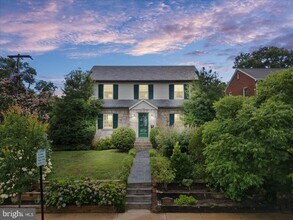 1500 Augustine Ave in Fredericksburg, VA - Building Photo - Building Photo