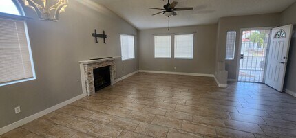 4505 Ferrell St in North Las Vegas, NV - Building Photo - Building Photo