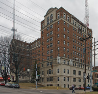 The Alms in Cincinnati, OH - Foto de edificio - Building Photo