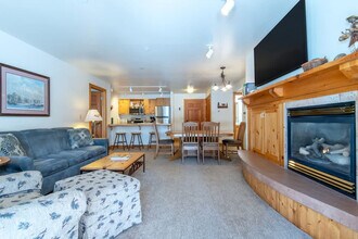 2740 Shadowmoon Ln in Driggs, ID - Building Photo - Building Photo