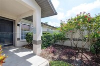 249 Deerwood Cir in Naples, FL - Foto de edificio - Building Photo