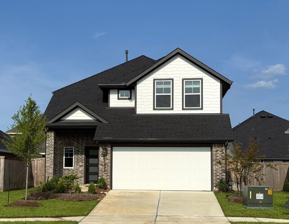 15317 Hazel Firs Ln in Magnolia, TX - Building Photo