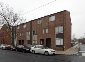 Lipscomb Square in Philadelphia, PA - Building Photo - Building Photo